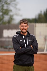 simonas z╠îukauskas.tenisas